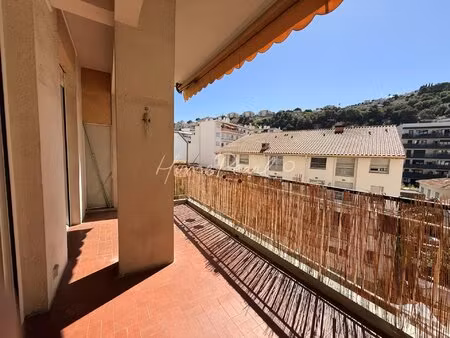 2 pieces vide 54 m² - terrasse cave