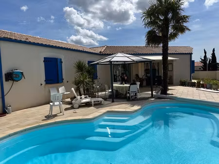 vente maison 5 pièces 163 m² vairé (85150)