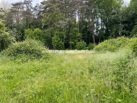 joli terrain arboré proche de périgueux