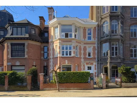 maison de maître à vendre avec terrasse et 5 chambres   etterbeek (vbe25393)