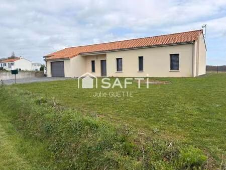 vente maison à fontenay-le-comte (85200) : à vendre / 123m² fontenay-le-comte