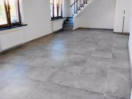 duplex 100m2 full rénové et équipé à wanfercée