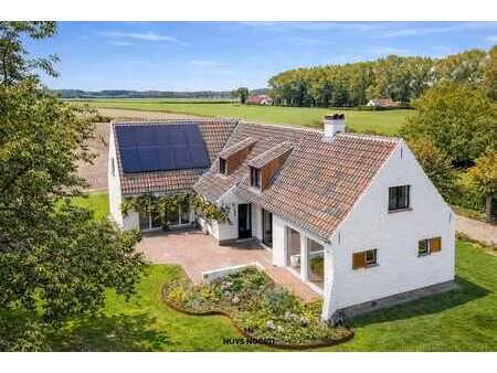 villa de luxe rénovée à sint-kruis bruges