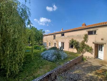 vente maison à nueil-sur-layon (49560) : à vendre / 177m² nueil-sur-layon