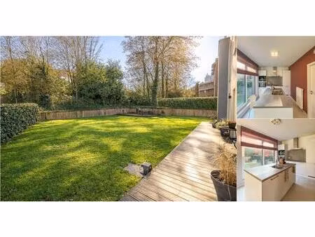 appartement à louer avec terrasse et jardin   uccle (vbe25809)