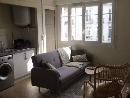 location appartement 2 pièces à nantes centre ville (44000) : à louer 2 pièces / 37m² nant