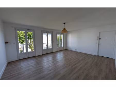 location appartement  81.51 m² t-4 à saint-jean-de-braye  950 €