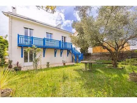 vente maison à nantes procé - monselet (44000) : à vendre / 176m² nantes procé - monselet