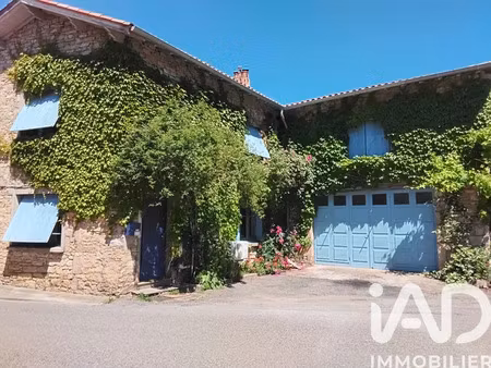 maison de village à féneyrols (82140)