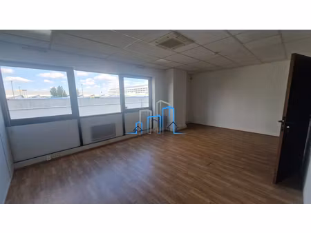 bureau vitry sur seine / 162m2