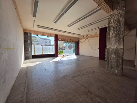 local commercial - 60.65 m2 - saint germain en laye