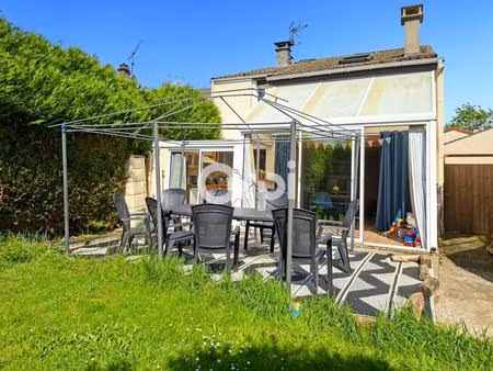maison à vendre  5 chambres (possibilité 6)  jardin  isolation extérieur