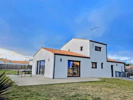 vente maison à saint-jean-de-monts (85160) : à vendre / 146m² saint-jean-de-monts