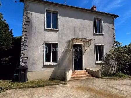 exclusivité – maison de caractère à rénover avec jardin – méréville