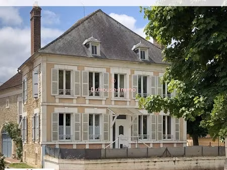 dans bourg de thury (89520)