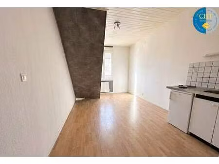 location appartement t1 à plélan-le-grand (35380) : à louer t1 / 17m² plélan-le-grand