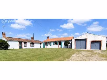 vente maison à châteauneuf (85710) : à vendre / 163m² châteauneuf