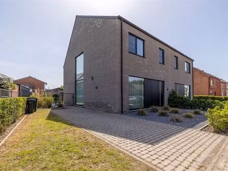 maison à louer à averbode € 1.570 (jz4u4) - lissens | zimmo