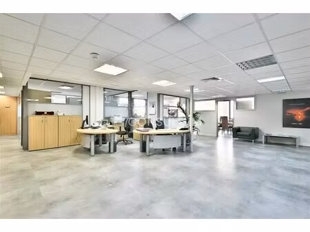 vente bureaux 800 m²