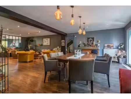 à 10 min d'étampes maison contemporaine de 270 m2 avec piè