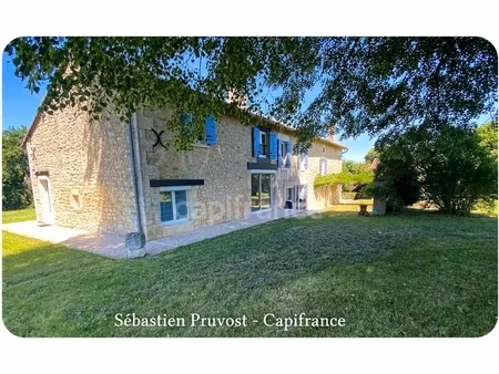 champagnac de belair (24)  dordogne  maison en pierre à vendre  211 m²  6 pièces  terrain 