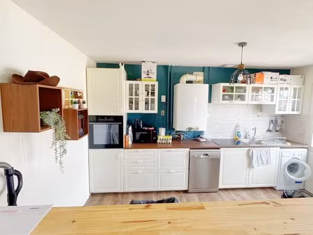 exclusivité : maison de plain-pied avec fort potentiel 21110 longchamp. située au cœur du 