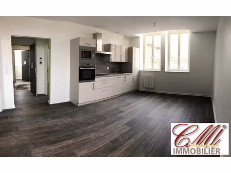 location appartement 2 pièces 47 m² à vitry-le-françois (51300)