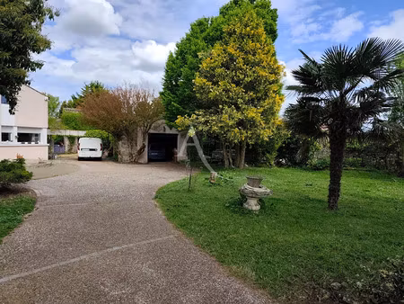 vente maison 7 pièces 160 m² breuil-magné (17870)