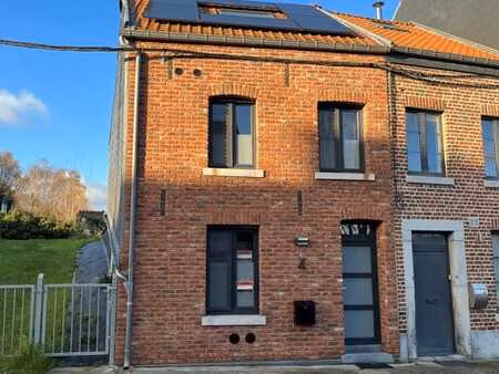 maison waremme à proximité du centre
