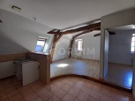 location appartement 3 pièces 56 m² à avallon (89200)  515 €
