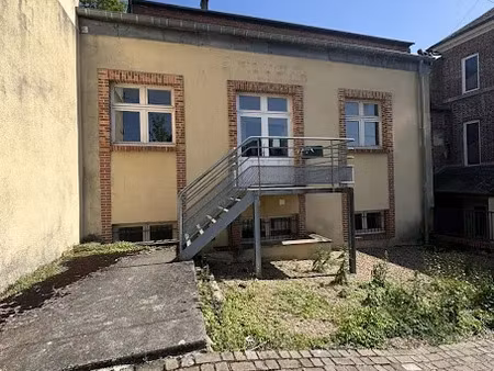 location appartement 3 pièces 80 m² à orbec (14290)  650 €