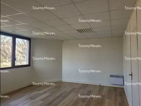 location bureaux 103 m² à 371 m²
