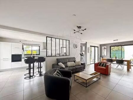 vente maison à carquefou (44470) : à vendre / 167m² carquefou