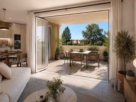 appartement t3 traversant – brignoles centre