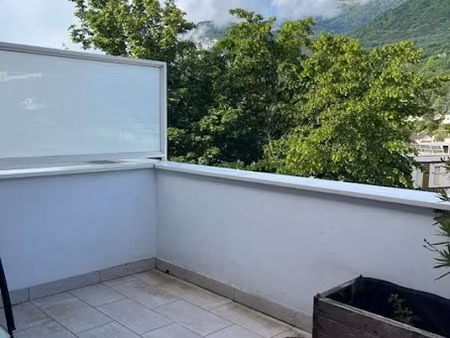 location meublée appartement 3 pièces 73 m² à claix (38640)  1 200 €