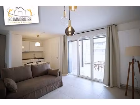joli studio meublé à ferney