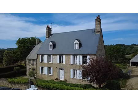 maison saint nicolas des bois 9 pièce(s) 223.50 m2