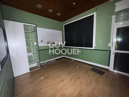 location locaux professionnels 62.34 m² à bras panon (97412)  980 €