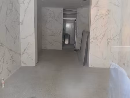 location locaux professionnels 62 m² à paris 15ème (75015)  1 900 €