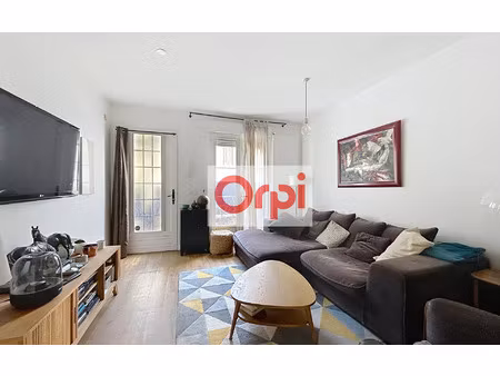 location maison  69.21 m² t-4 à vanves  1 800 €
