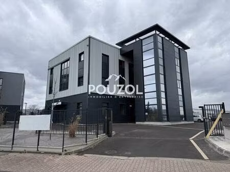 location bureaux 123 m²