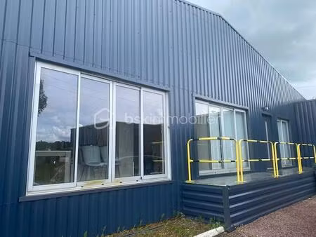bureau de 80 m² à saint-pierre-des-fleurs