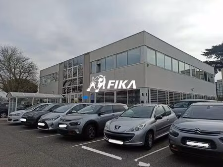 location bureaux 76 m²