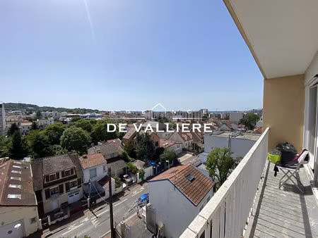 2 pieces avec cave et parking