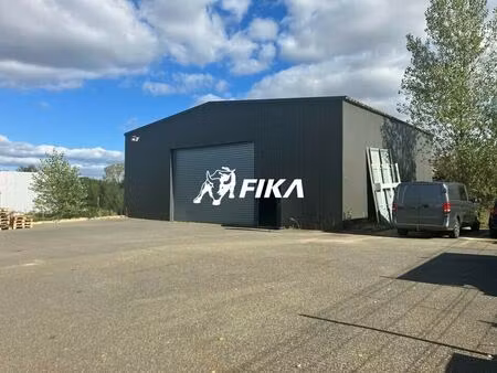 location local d’activités l isle jourdain 32600 210m²