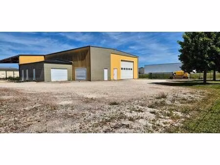 location local d’activités nuits saint georges 21700 265m²