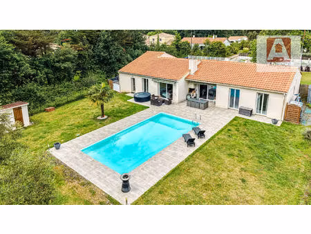 maison landeronde 6 pièce(s) 129 m2