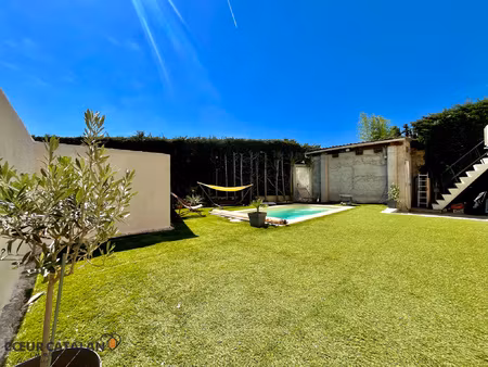a vendre - thuir centre - villa t5 piscine 4 faces hors loti