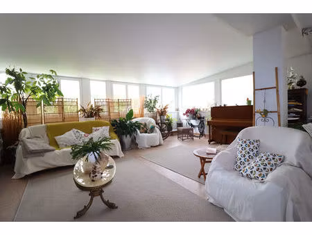 ivry s/s  loft de 131.83 m2 avec terrasse