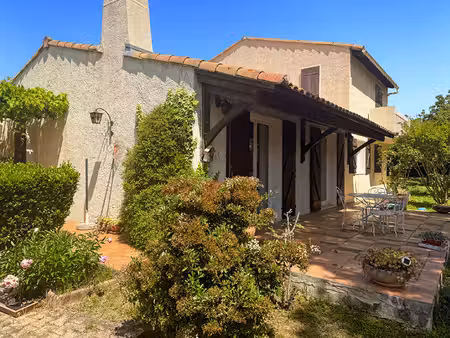 maison bouc bel air 6 pièce(s) 140 m2